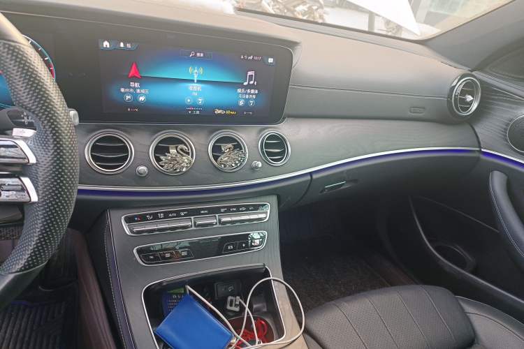 Used Mercedes-Benz E-Class 2022 E 260 Stylish Sports Edition Audio And AC Panel