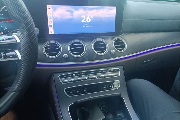 Used Mercedes-Benz E-Class 2022 E 260 Stylish Sports Edition Audio And AC Panel