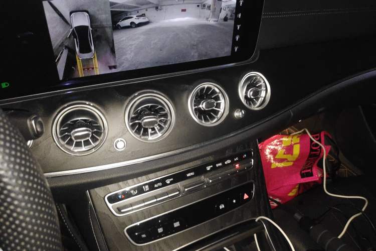 Used Mercedes-Benz E-Class 2022 E 260 Stylish Sports Edition Audio And AC Panel