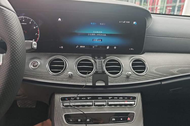 Used Mercedes-Benz E-Class 2022 Restyled E 260 L Sport Edition Audio And AC Panel