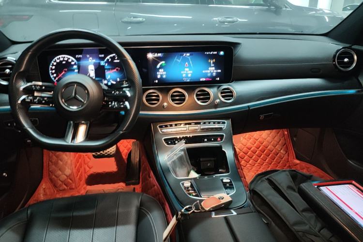 Used Mercedes-Benz E-Class 2022 E 260 Stylish Sports Edition Center Console