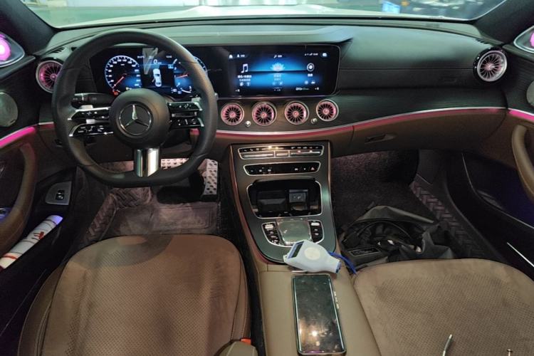 Used Mercedes-Benz E-Class 2022 Revised Version E 300 L Sport Luxury Edition Center Console