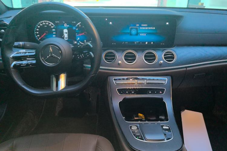 Used Mercedes-Benz E-Class 2022 E 260 Stylish Sports Edition Center Console