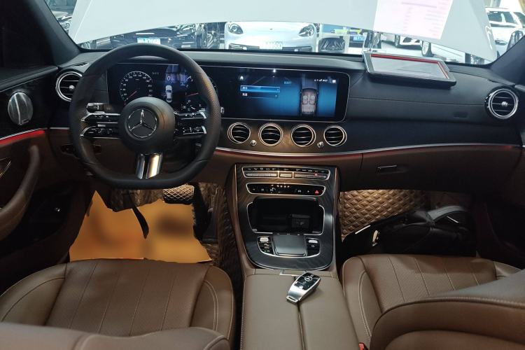 Used Mercedes-Benz E-Class 2022 E 300 Stylish Sports Edition Center Console