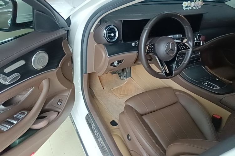 Used Mercedes-Benz E-Class 2022 Second Facelift E 300 L Fashion Edition Driver Seat