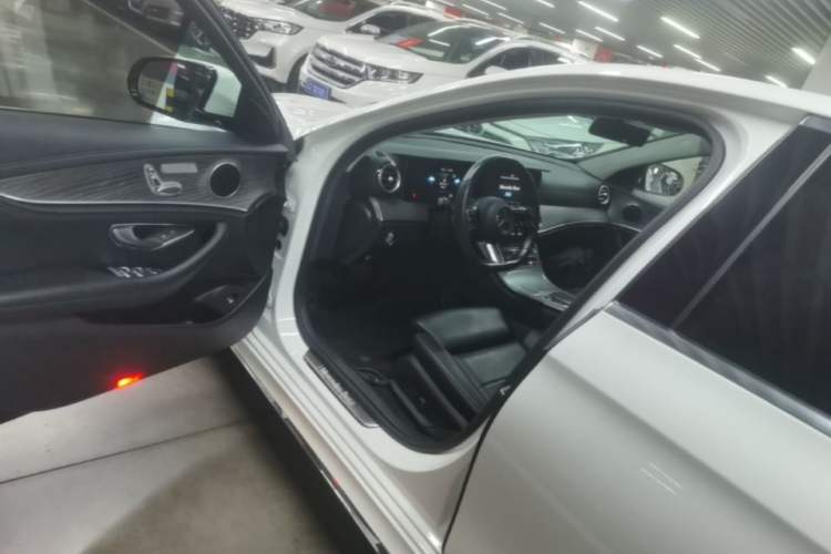 Used Mercedes-Benz E-Class 2022 Second Facelift E 260 L Sport Edition Driver Seat