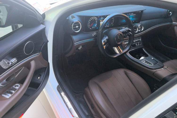 Used Mercedes-Benz E-Class 2022 E 260 Stylish Sports Edition Driver Seat