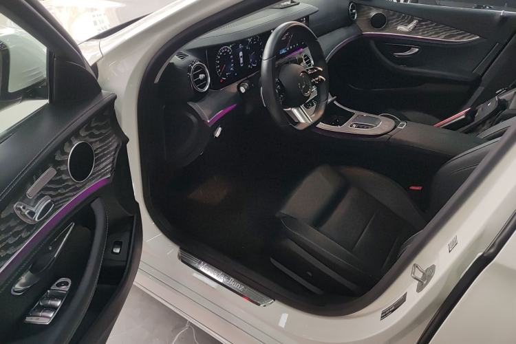 Used Mercedes-Benz E-Class 2022 E 260 L Sport Edition Driver Seat