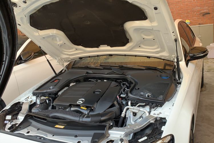 Used Mercedes-Benz E-Class 2022 E 260 Stylish Sports Edition Engine Bay