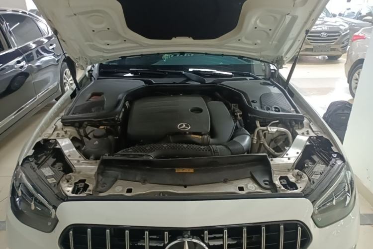 Used Mercedes-Benz E-Class 2022 Second Facelift E 300 L Fashion Edition Engine Bay