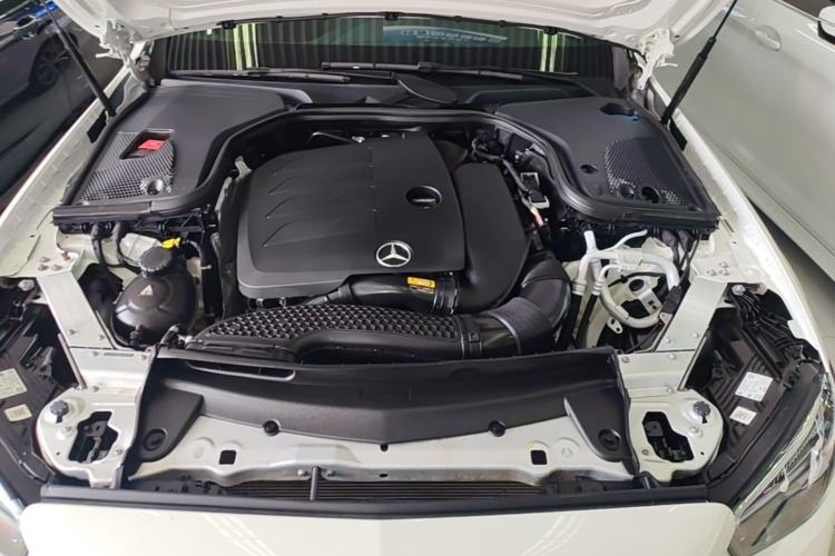 Used Mercedes-Benz E-Class 2022 Second Facelift E 300 L Sport Luxury Edition Engine Bay