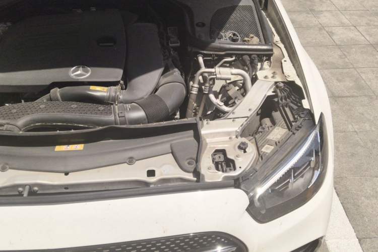 Used Mercedes-Benz E-Class 2022 E 260 Stylish Sports Edition Engine Bay Left
