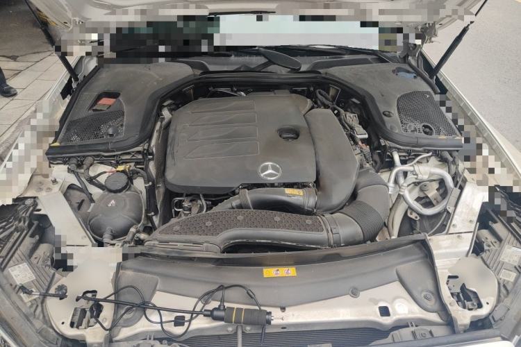 Used Mercedes-Benz E-Class 2022 Revised Version E 300 L Sporty and Stylish Edition Engine Bay