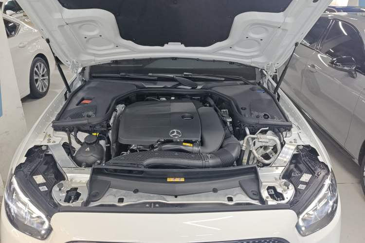 Used Mercedes-Benz E-Class 2022 E 300 Stylish Sports Edition Engine Bay