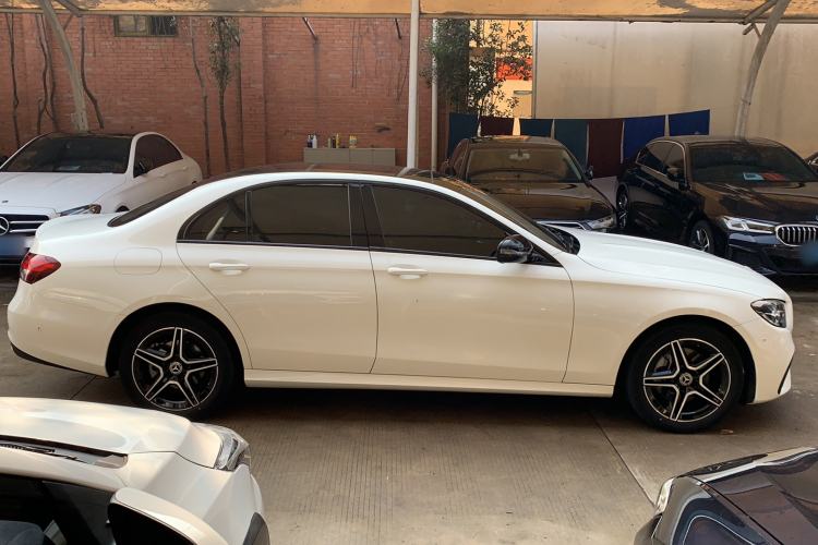 Used Mercedes-Benz E-Class 2022 E 260 Stylish Sports Edition Exterior 2