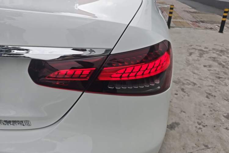 Used Mercedes-Benz E-Class 2022 Restyled E 260 L Sport Edition Exterior 3