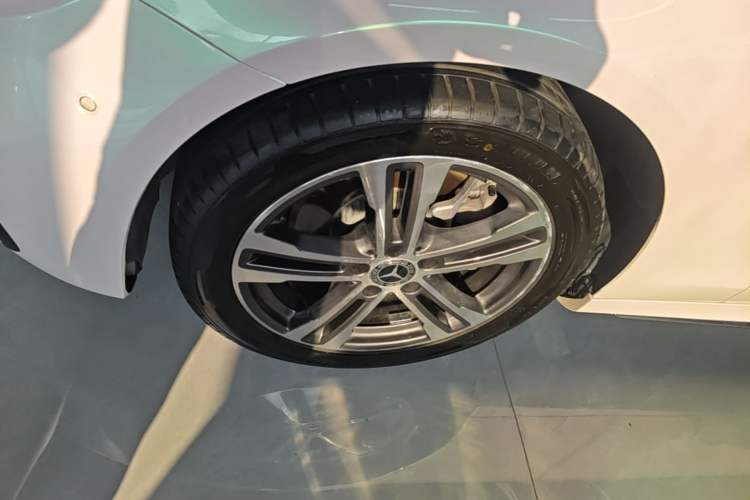 Used Mercedes-Benz E-Class 2022 E 260 L Sport Edition Exterior 4