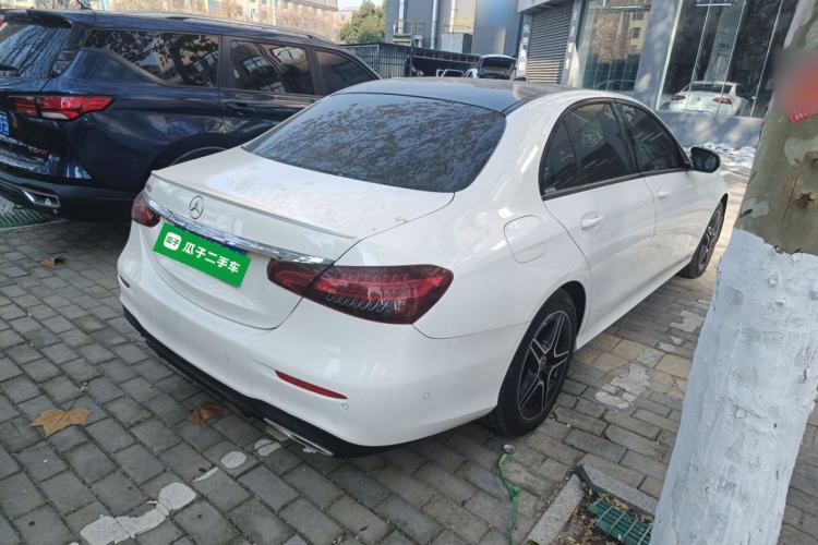 Used Mercedes-Benz E-Class 2022 E 260 Stylish Sports Edition Exterior 5