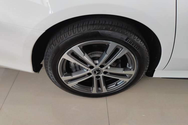 Used Mercedes-Benz E-Class 2022 E 260 L Sport Edition Exterior 5