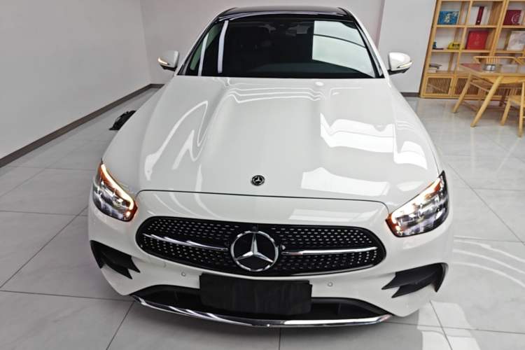 Used Mercedes-Benz E-Class 2022 Revised Version E 300 L Sporty and Stylish Edition Front