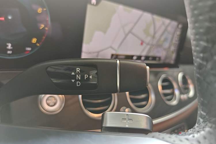 Used Mercedes-Benz E-Class 2022 E 260 L Sport Edition Gear Lever