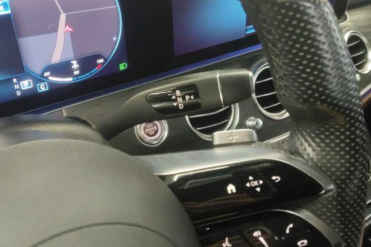 Used Mercedes-Benz E-Class 2022 E 260 L Sport Edition Gear Lever