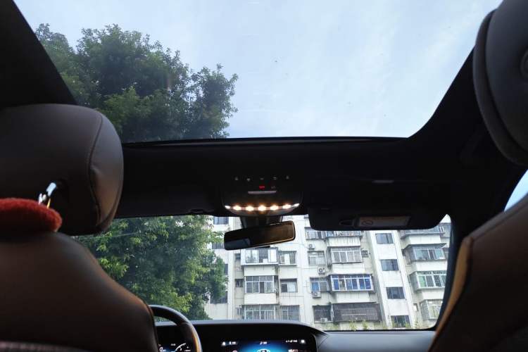 Used Mercedes-Benz E-Class 2022 Revised E 300 L Sport Luxury Edition Headliner