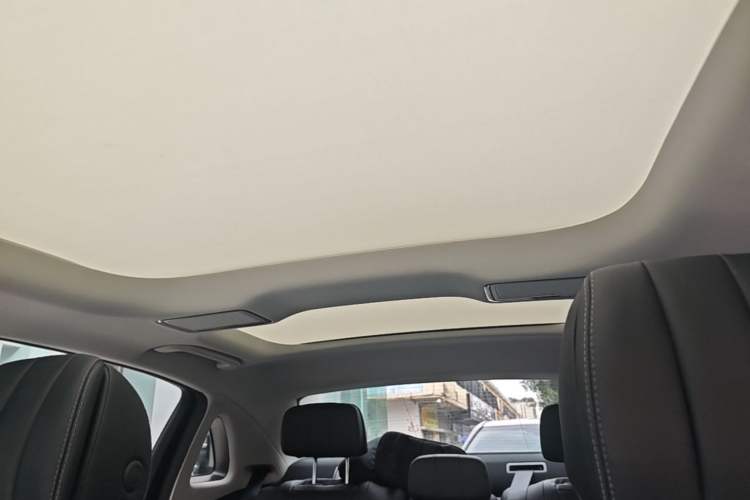 Used Mercedes-Benz E-Class 2022 Restyled E 260 L Sport Edition Headliner