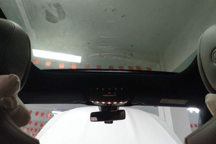 Used Mercedes-Benz E-Class 2022 Revised E 300 L Sporty and Stylish Edition Headliner