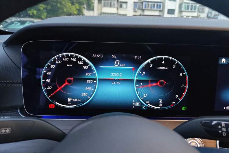 Used Mercedes-Benz E-Class 2022 Revised E 300 L Sport Luxury Edition Instrument Cluster