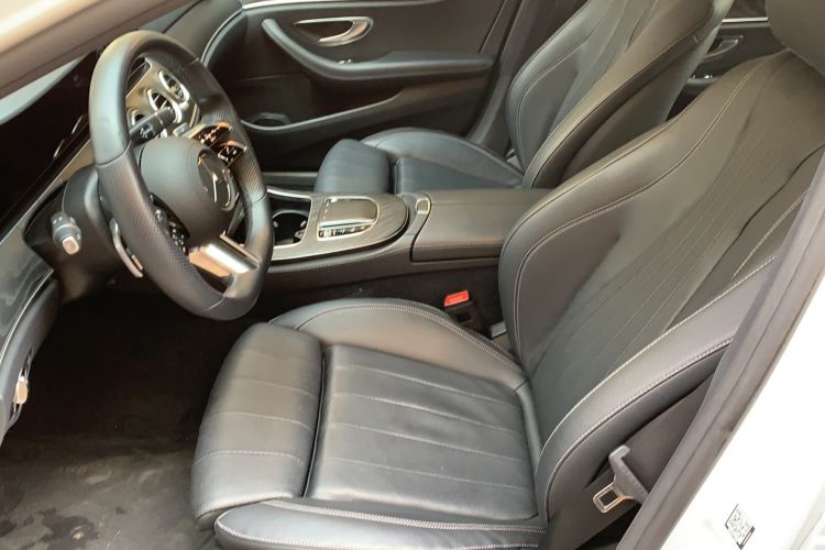 Used Mercedes-Benz E-Class 2022 E 260 Stylish Sports Edition Interior 1