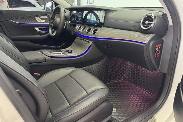 Used Mercedes-Benz E-Class 2022 Revised Version E 300 L Sport Luxury Edition Interior 1