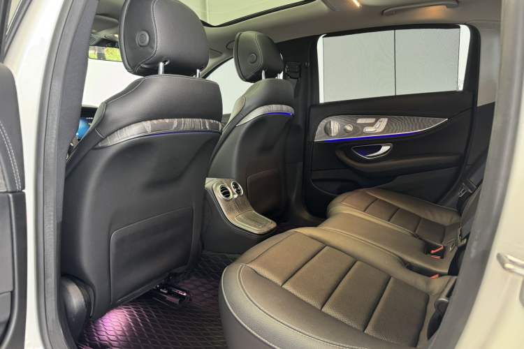 Used Mercedes-Benz E-Class 2022 Revised Version E 300 L Sport Luxury Edition Interior 2