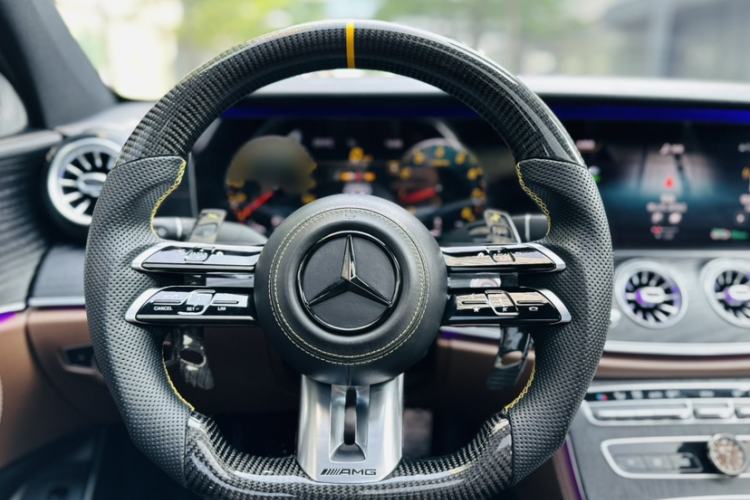 Used Mercedes-Benz E-Class 2022 Revised E 300 L Sporty and Stylish Edition Interior 2