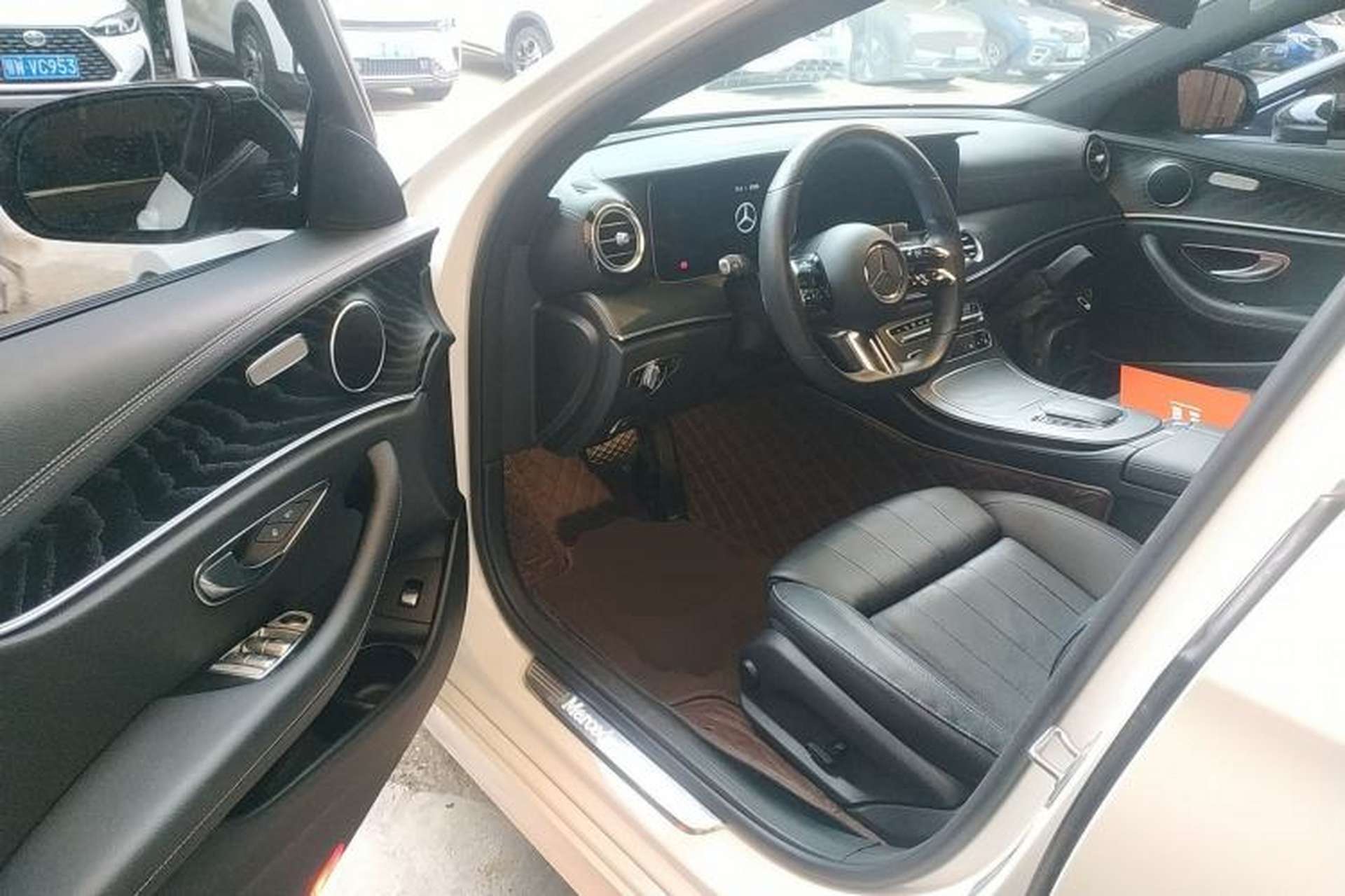 Used Mercedes-Benz E-Class 2022 E 260 Stylish Sports Edition Interior 3
