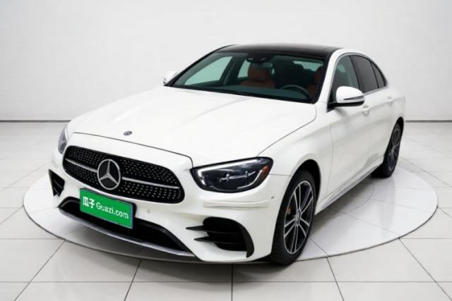 Ojetý Mercedes-Benz E-Class 2022 Second Facelift E 260 L Sport Edition