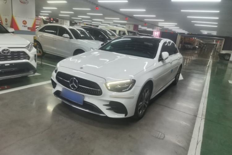 Used Mercedes-Benz E-Class 2022 Second Facelift E 260 L Sport Edition Guazi used car, China used car export, Used car for sale, Used Mercedes-Benz cars, Cheapest cars for sale
