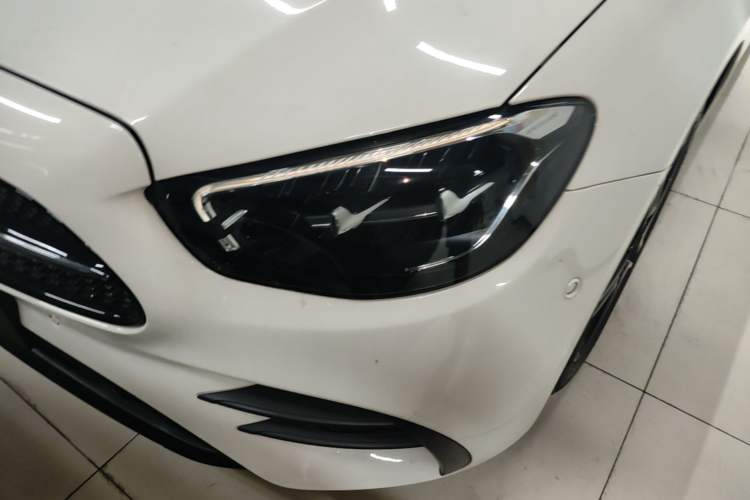 Used Mercedes-Benz E-Class 2022 E 260 Stylish Sports Edition Left Front Headlight