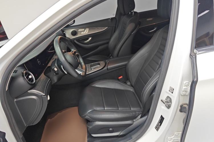 Used Mercedes-Benz E-Class 2022 Revised Version E 300 L Sporty and Stylish Edition Left Front Seat