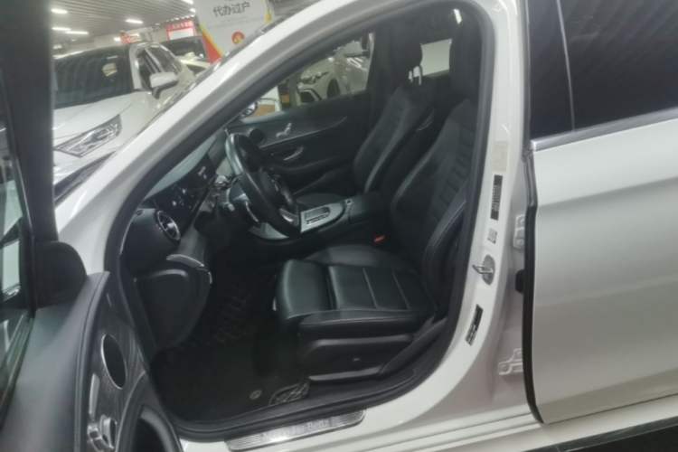 Used Mercedes-Benz E-Class 2022 Second Facelift E 260 L Sport Edition Left Front Seat