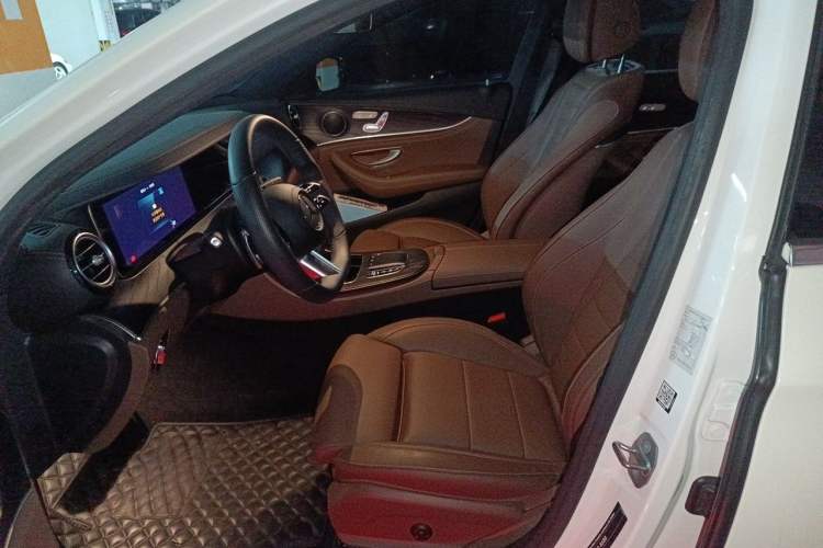 Used Mercedes-Benz E-Class 2022 Revised E 300 L Sporty and Stylish Edition Left Front Seat