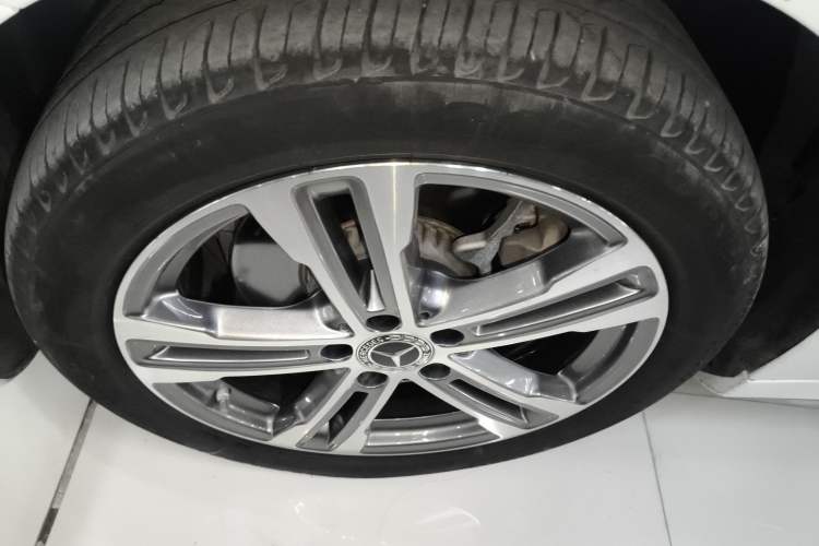 Used Mercedes-Benz E-Class 2022 Second Facelift E 260 L Sport Edition Left Front Wheel Hub