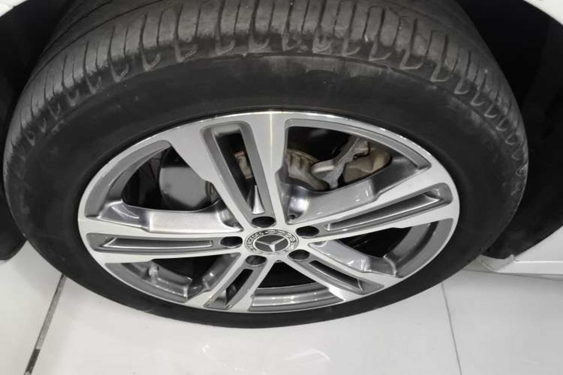 Used Mercedes-Benz E-Class 2022 Second Facelift E 260 L Sport Edition Left Front Wheel Hub