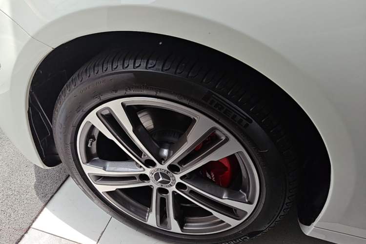 Used Mercedes-Benz E-Class 2022 E 260 L Sport Edition Left Front Wheel Hub