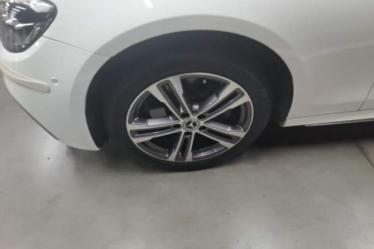 Used Mercedes-Benz E-Class 2022 Second Facelift E 260 L Sport Edition Left Front Wheel Hub