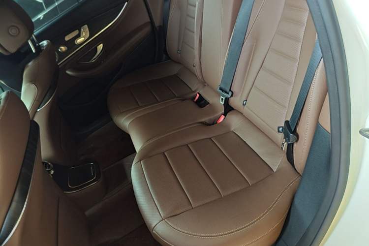 Used Mercedes-Benz E-Class 2022 Revised E 300 L Sport Luxury Edition Left Rear Seat
