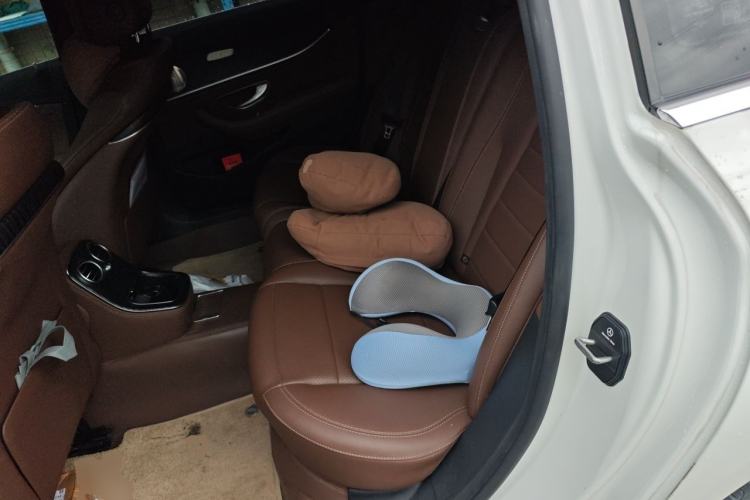 Used Mercedes-Benz E-Class 2022 Revised E 300 L Sporty and Stylish Edition Left Rear Seat