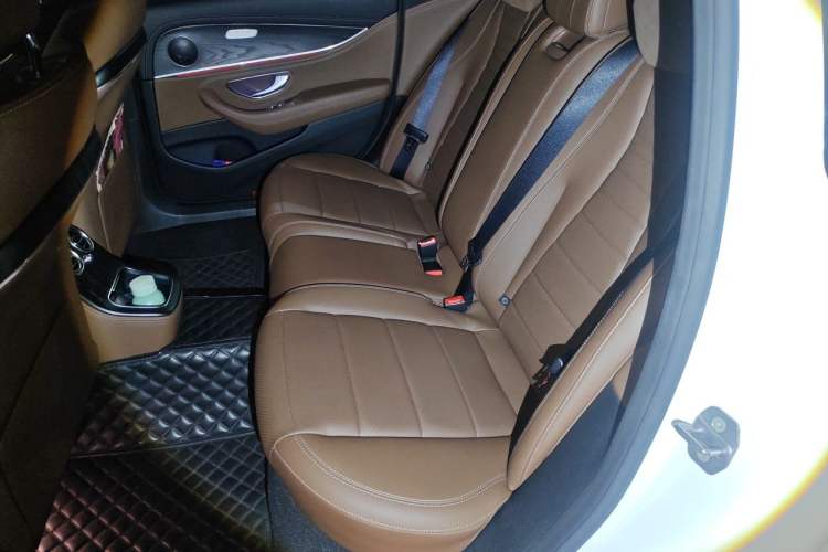 Used Mercedes-Benz E-Class 2022 Revised E 300 L Sporty and Stylish Edition Left Rear Seat