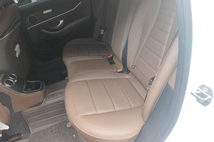 Used Mercedes-Benz E-Class 2022 Revised Version E 300 L Sporty and Stylish Edition Left Rear Seat