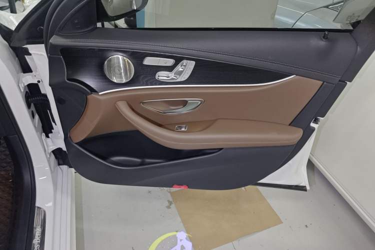 Used Mercedes-Benz E-Class 2022 E 300 Stylish Sports Edition Right Front Door Interior